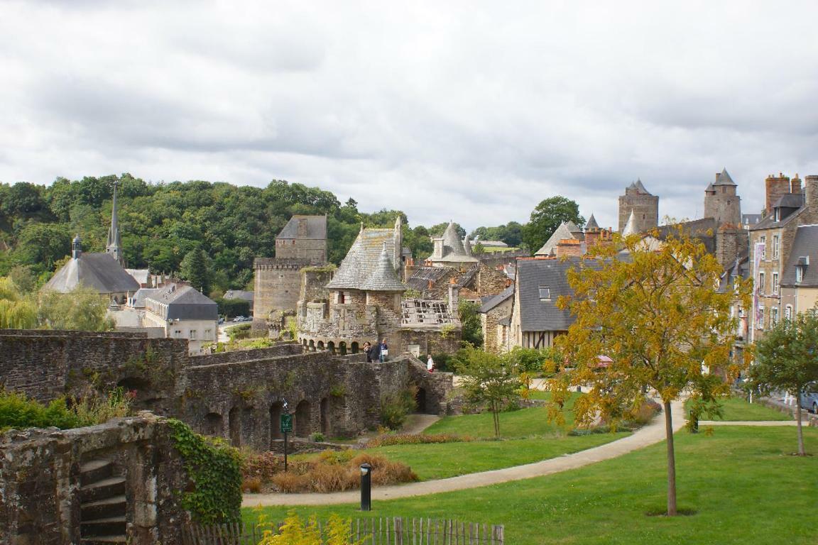 Vila Le Delicatessen Fougères Exteriér fotografie